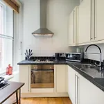 Arcore Premium Apartments Leicester Square